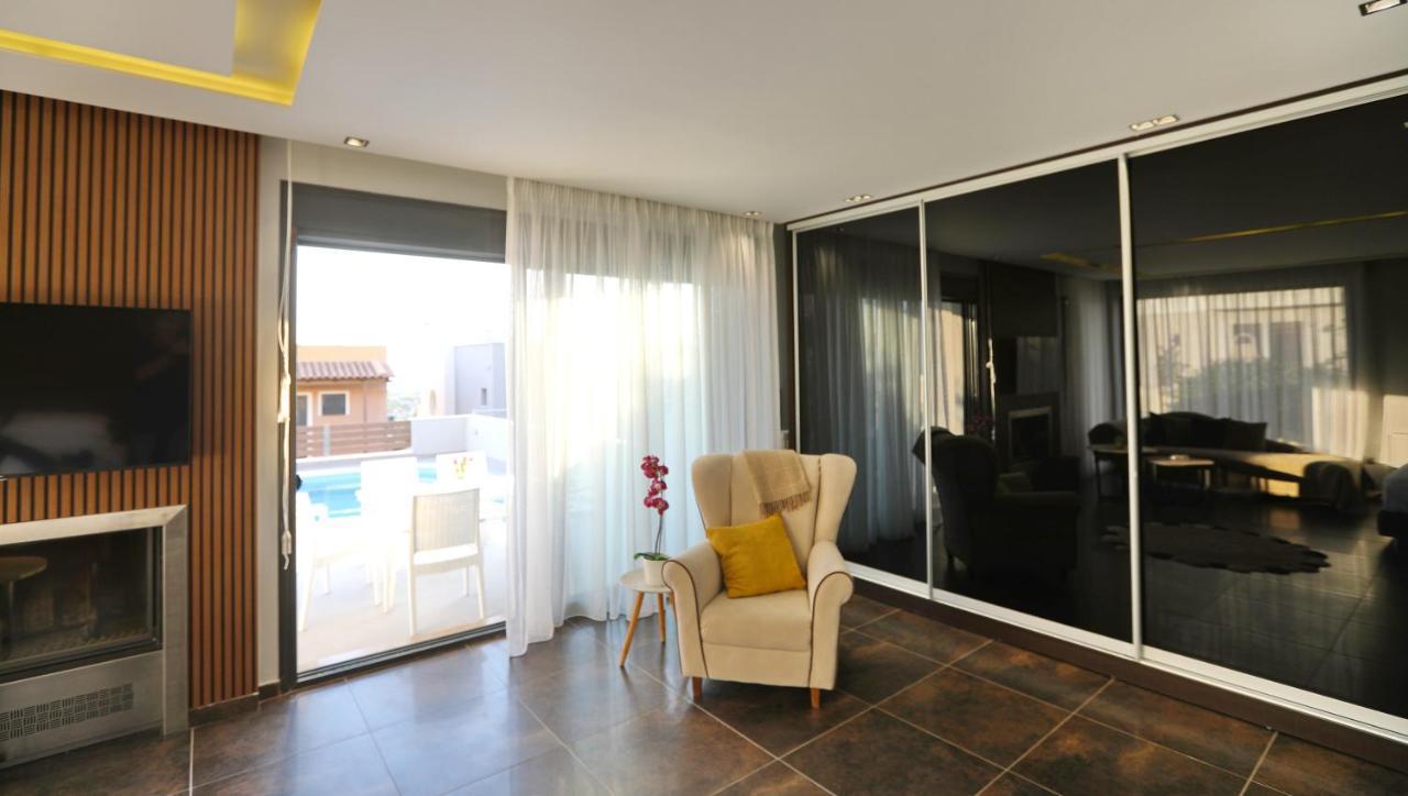 Heaven Horizon Villa Karianí Extérieur photo