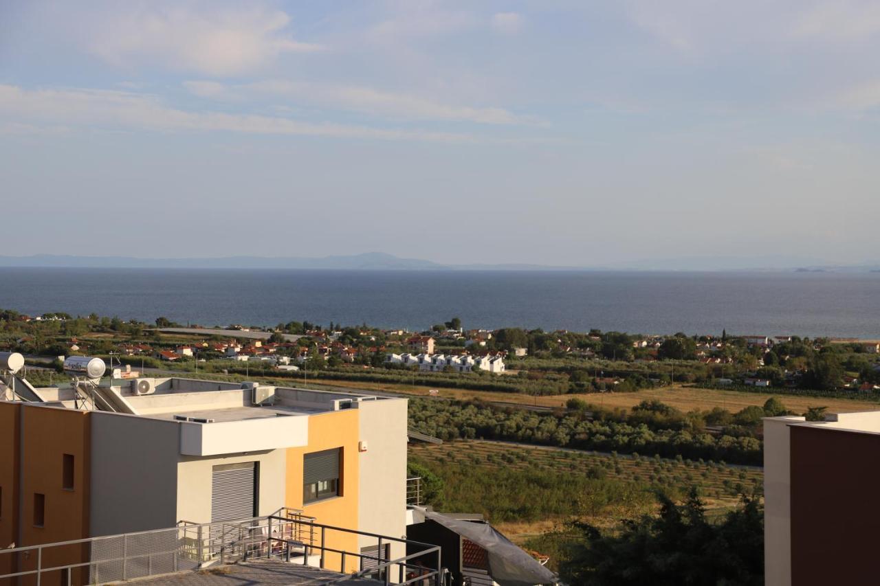 Heaven Horizon Villa Karianí Extérieur photo